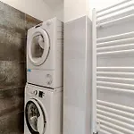 Guesthost - Modern Bright Flat In *