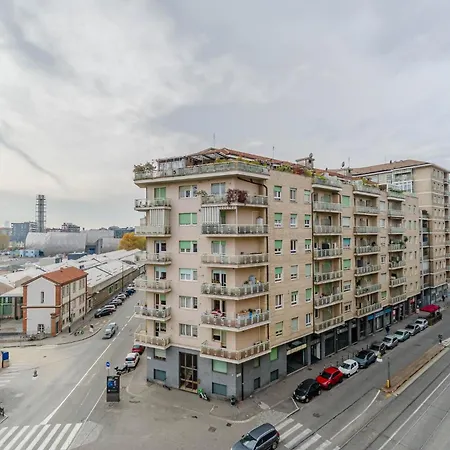 Guesthost - Modern Bright Flat In * Turin