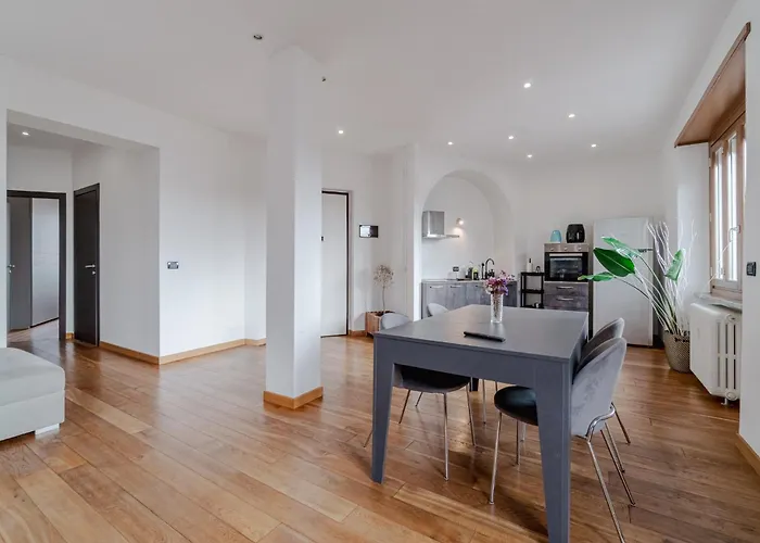 Apartment Guesthost - Modern Bright Flat In *