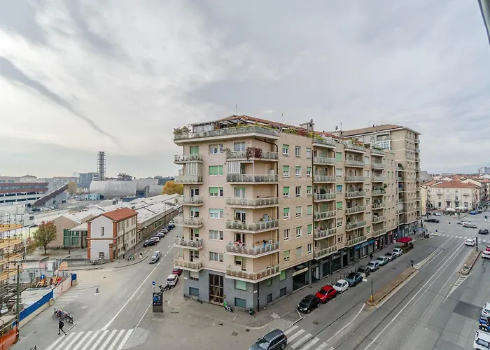 Guesthost - Modern Bright Flat In * Turin